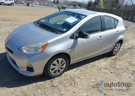 2012 Toyota Prius C Three z USA, uszkodzony, nr VIN JTDKDTB39C1501635